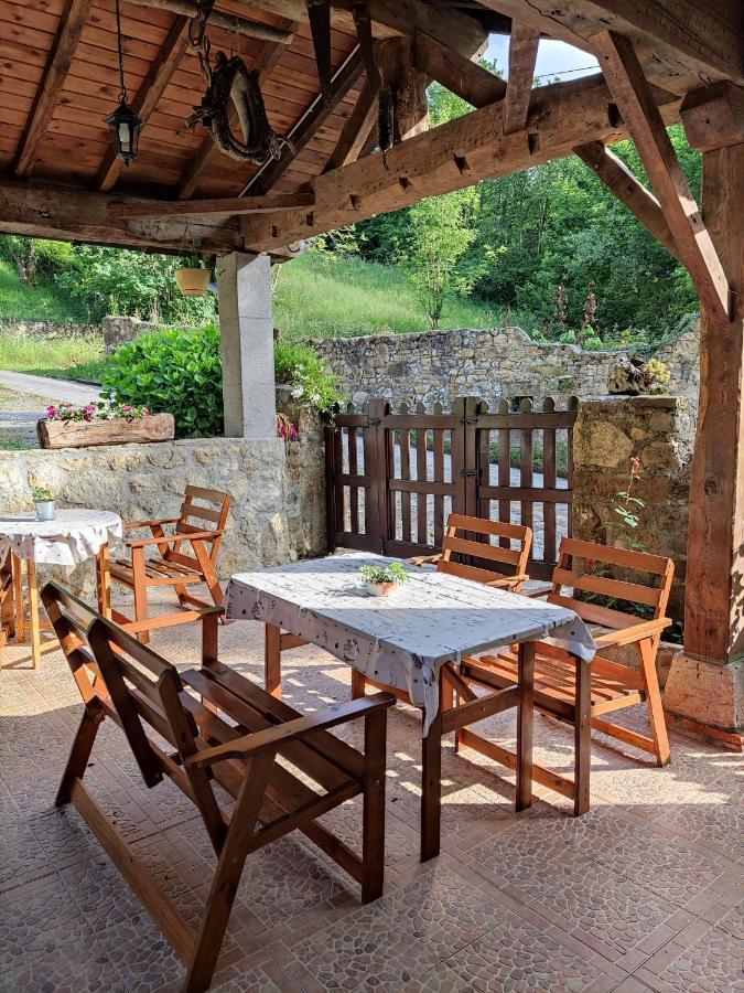 Apartamentos Rurales La Caviana Onís Dış mekan fotoğraf