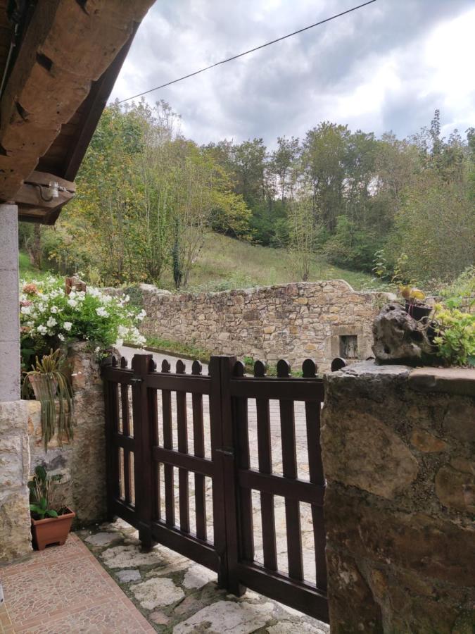 Apartamentos Rurales La Caviana Onís Dış mekan fotoğraf
