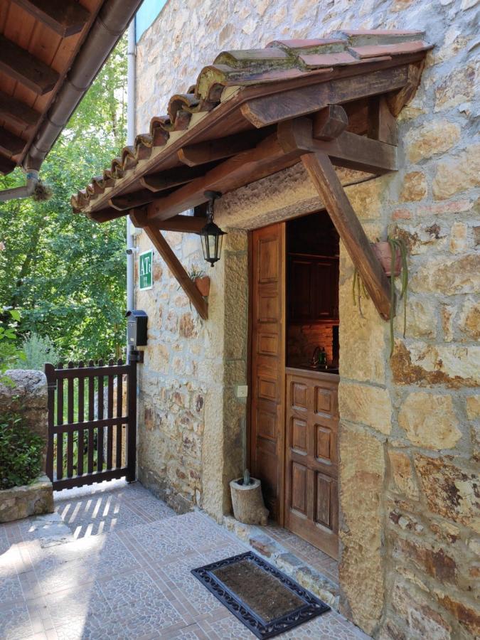 Apartamentos Rurales La Caviana Onís Dış mekan fotoğraf